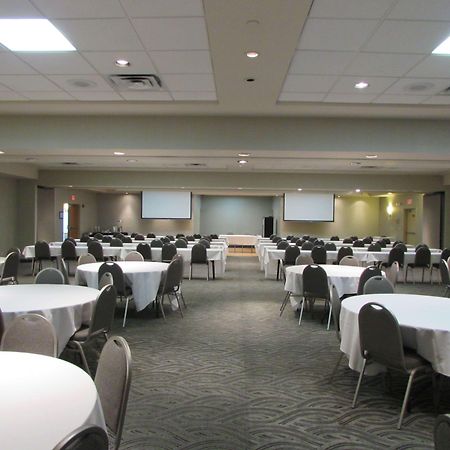 Best Western Plus York Hotel And Conference Center Exterior photo