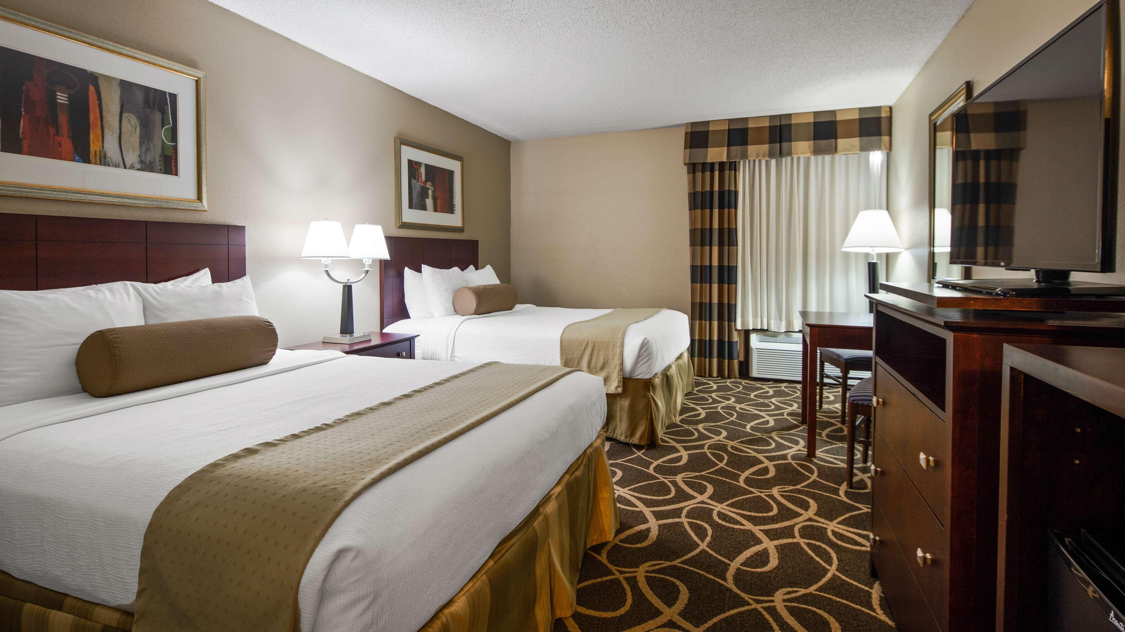 Best Western Plus York Hotel And Conference Center Exterior photo